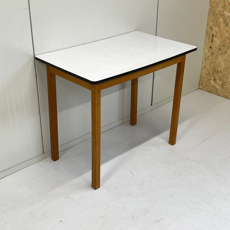 Vintage formica tafel/bureau