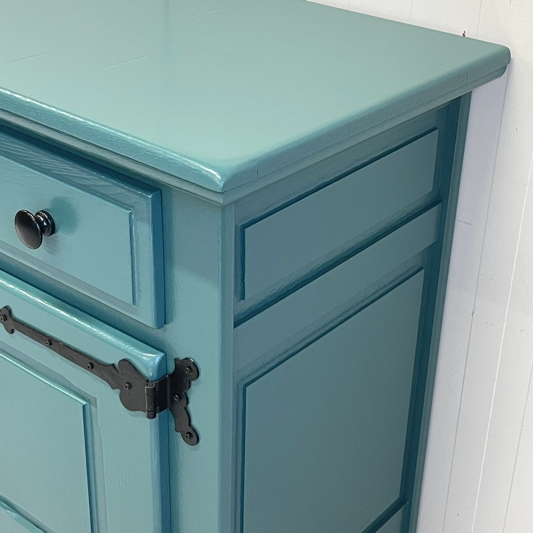 Petrol-groene commode