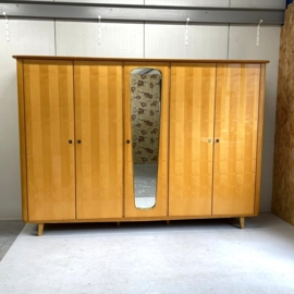 XL vintage 5 deurs kledingkast