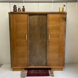 Antieke Art Deco kledingkast