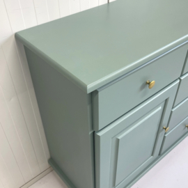 Restyle dressoir & messing knop/poot