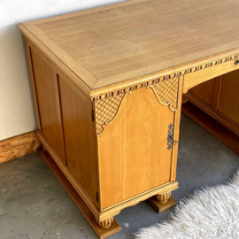 Vintage bureau