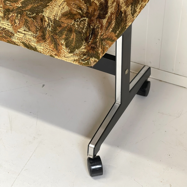 XL hocker op wielen