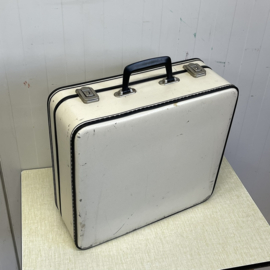 Witte j`70 koffer