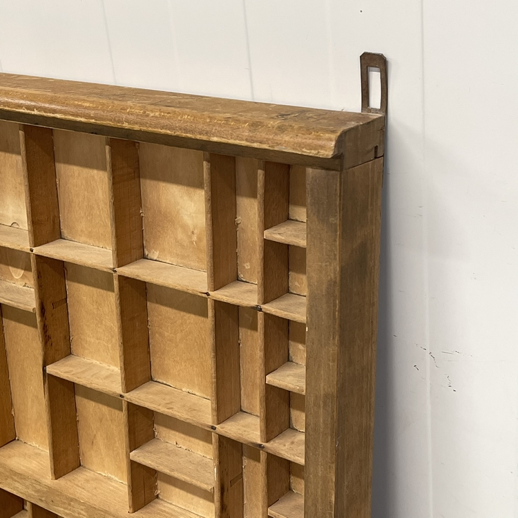 Grote letterbak licht hout