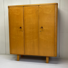 Kledingkast W. Lutjens/Den Boer