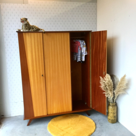Jaren 50/60 kledingkast