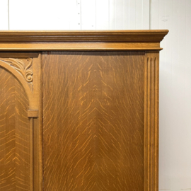 Brocante vintage kledingkast