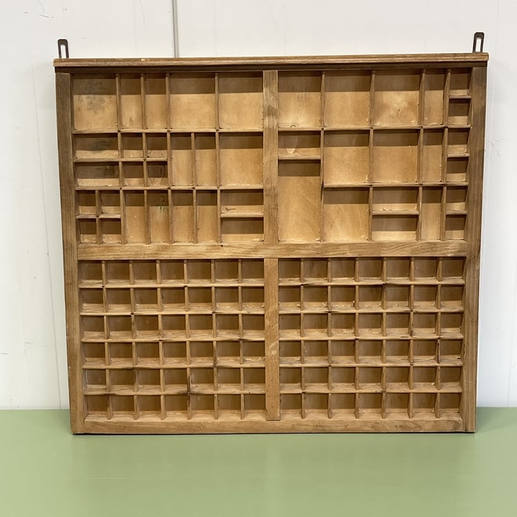 Grote letterbak licht hout