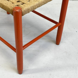 Jaren 70 oranje sisal kruk