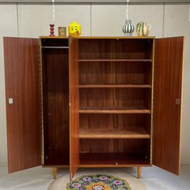 Vintage kledingkast j`60
