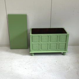 Restyle houtsnijwerk kist