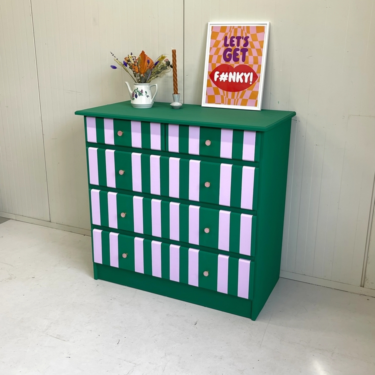 Restyle streep ladekast/commode