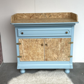 Upcycle commode