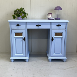 Restyle bureau lichtblauw