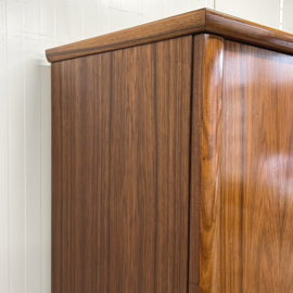 Mid-century vintage kledingkast