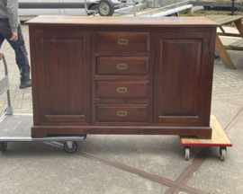Massief restyle dressoir