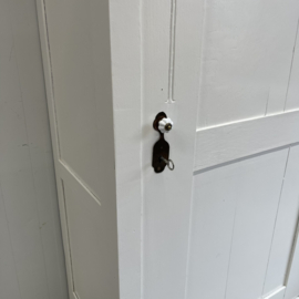 Brocante kledingkast