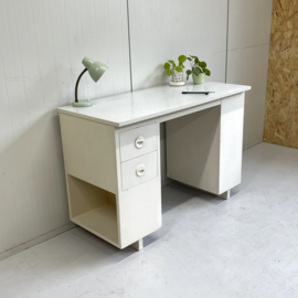 Vintage bureau met opbergruimte