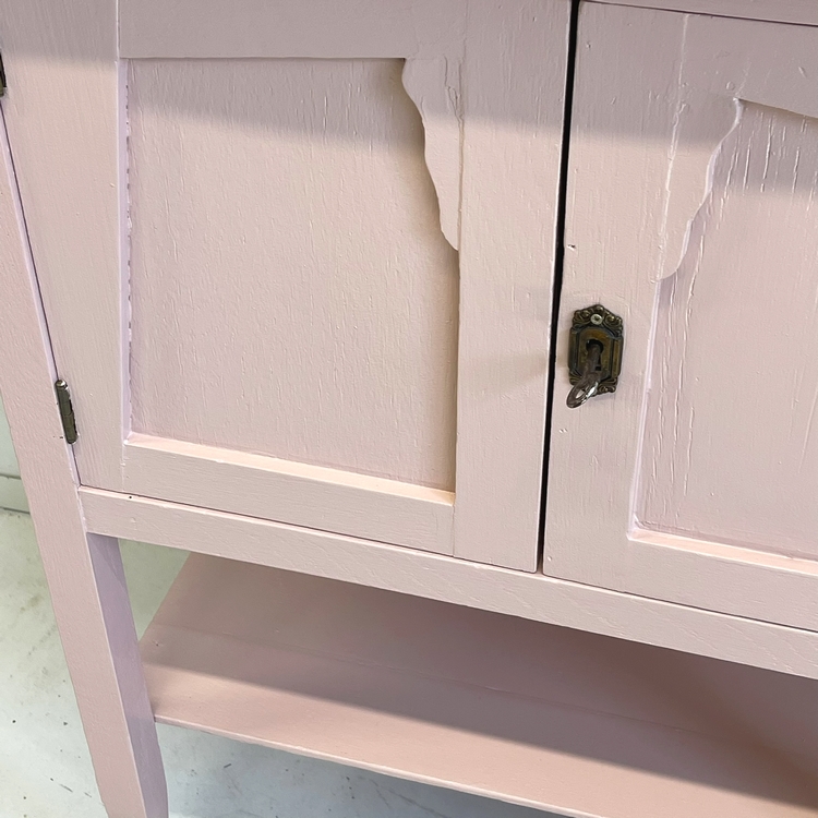 Antiek restyle kastje