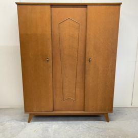 Vintage kledingkast j`60