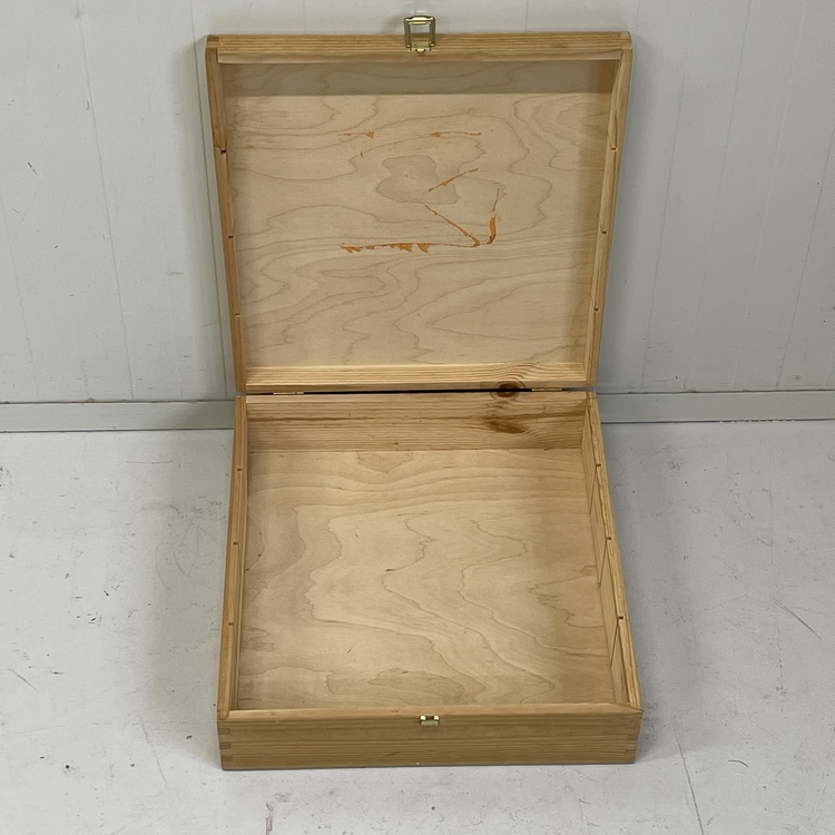Blankhouten kistje