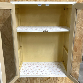 Brocante vliegen hangkastje