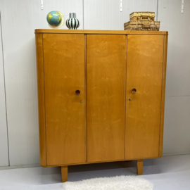 Kledingkast W. Lutjens/Den Boer