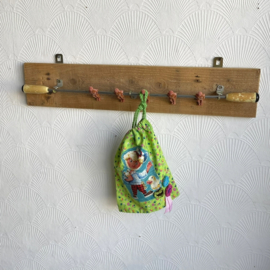 Upcycle kapstok voetbalspel