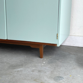 3 Deurs vintage kledingkast