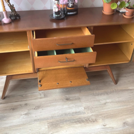 Vintage dressoir