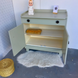 Olijf vintage commode