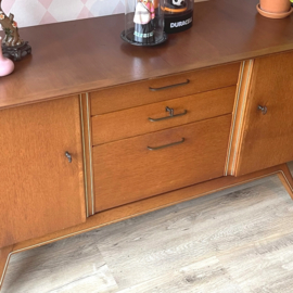 Vintage dressoir