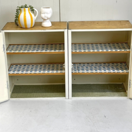 Set 2 jaren 50 keukenkastje