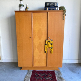 Vintage 3 deurs kledingkast