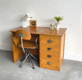 Vintage bureau