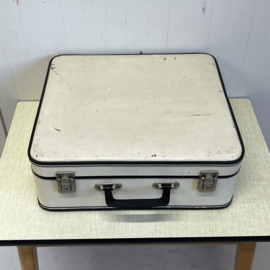 Witte j`70 koffer