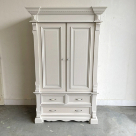 Landelijke babykamer kast