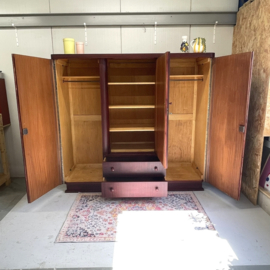 Royale brocante kledingkast