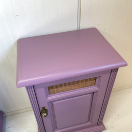 Set restyle lila nachtkastjes