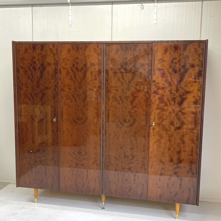 4 Deurs j`60 gloss kledingkast