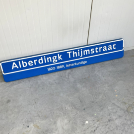 Oud straatnaambord