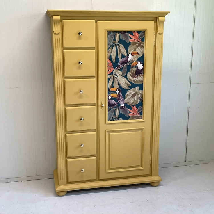 Restyle meidenkast okergeel