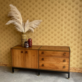 Topform dressoir gerestaureerd