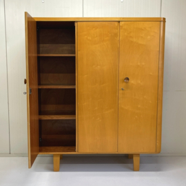 Kledingkast W. Lutjens/Den Boer