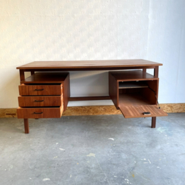 Vintage bureau