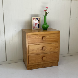 Houten ladekastje