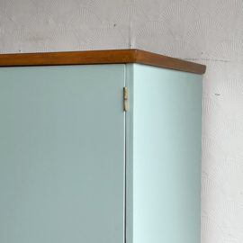 3 Deurs vintage kledingkast