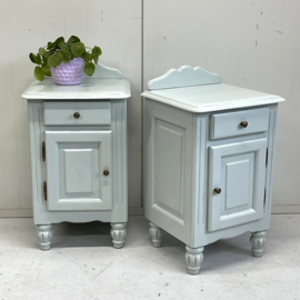 Set restyle grijsgroene nachtkastjes