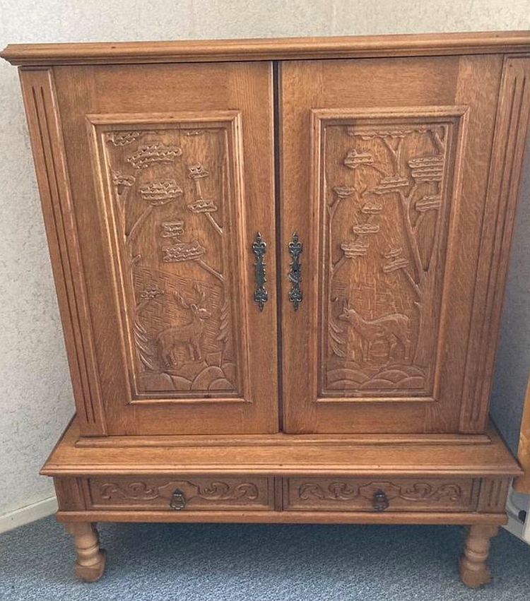 Restyle olijf jachtkast hertjes